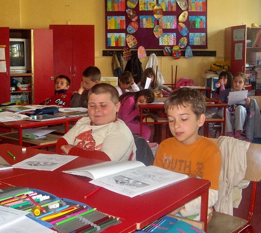 Деци Космета са осмехом, заједно у школским клупама“ Суботица 2009